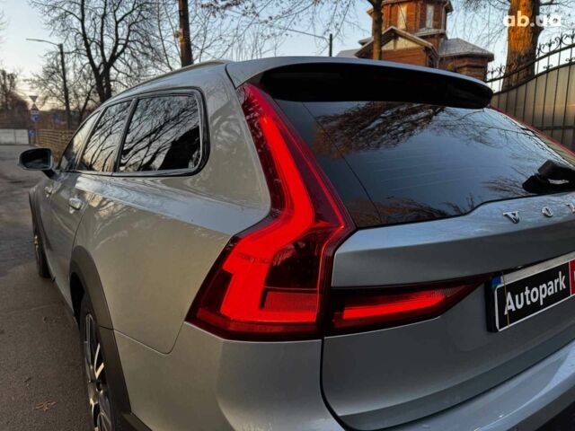 Серый Вольво В90, объемом двигателя 2 л и пробегом 174 тыс. км за 28990 $, фото 9 на Automoto.ua