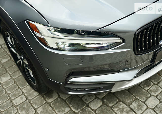 Серый Вольво В90, объемом двигателя 1.97 л и пробегом 90 тыс. км за 24900 $, фото 1 на Automoto.ua