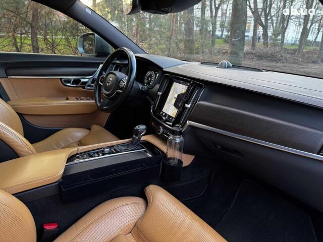 Серый Вольво В90, объемом двигателя 2 л и пробегом 174 тыс. км за 28990 $, фото 42 на Automoto.ua