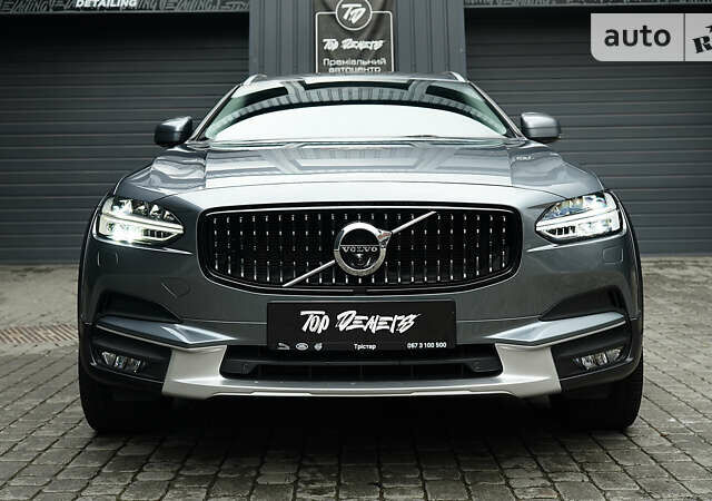 Серый Вольво В90, объемом двигателя 1.97 л и пробегом 90 тыс. км за 24900 $, фото 3 на Automoto.ua