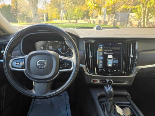 Серый Вольво В90, объемом двигателя 2 л и пробегом 64 тыс. км за 2600 $, фото 8 на Automoto.ua