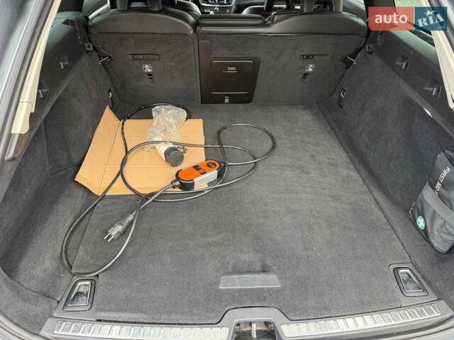 Серый Вольво В90, объемом двигателя 1.97 л и пробегом 230 тыс. км за 33500 $, фото 13 на Automoto.ua