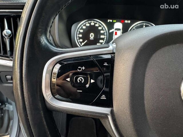 Серый Вольво В90, объемом двигателя 2 л и пробегом 174 тыс. км за 28990 $, фото 20 на Automoto.ua