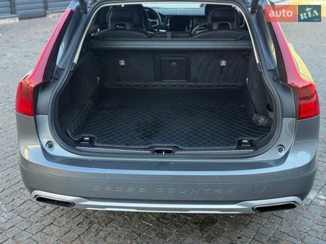 Серый Вольво В90, объемом двигателя 1.97 л и пробегом 111 тыс. км за 27700 $, фото 5 на Automoto.ua