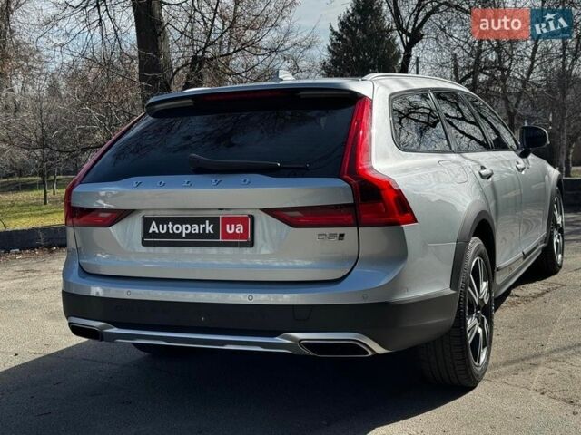 Серый Вольво В90, объемом двигателя 2 л и пробегом 174 тыс. км за 28290 $, фото 14 на Automoto.ua