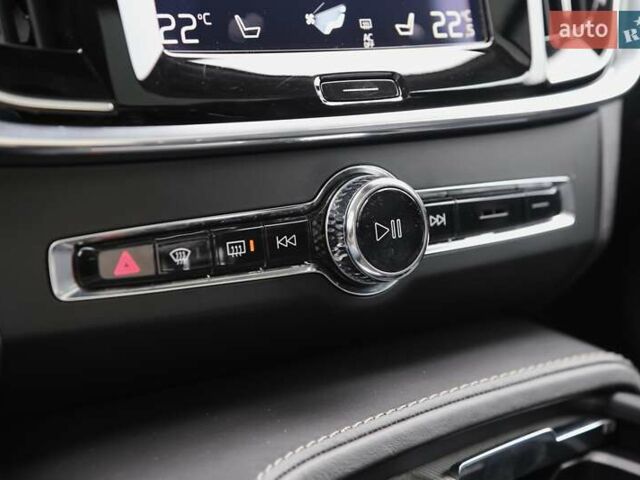 Сірий Вольво В90, об'ємом двигуна 1.97 л та пробігом 227 тис. км за 24500 $, фото 25 на Automoto.ua