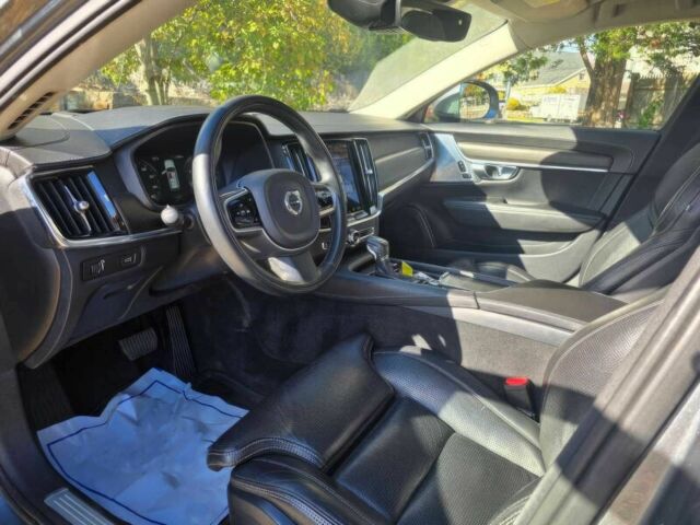 Серый Вольво В90, объемом двигателя 2 л и пробегом 54 тыс. км за 13300 $, фото 6 на Automoto.ua