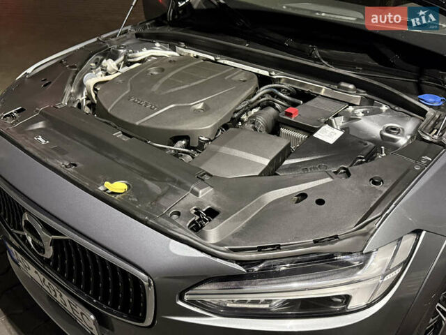 Серый Вольво В90, объемом двигателя 1.97 л и пробегом 161 тыс. км за 34126 $, фото 18 на Automoto.ua