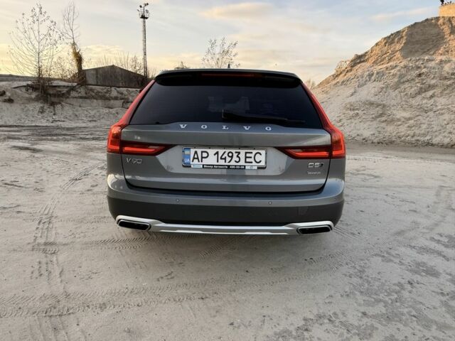 Серый Вольво В90, объемом двигателя 2 л и пробегом 161 тыс. км за 35000 $, фото 6 на Automoto.ua