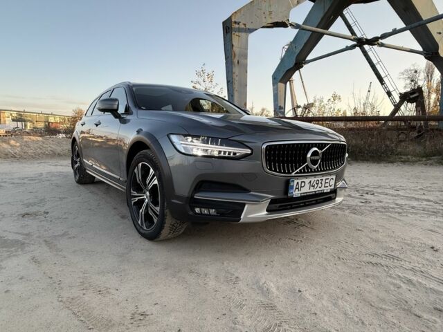 Серый Вольво В90, объемом двигателя 2 л и пробегом 161 тыс. км за 35000 $, фото 12 на Automoto.ua