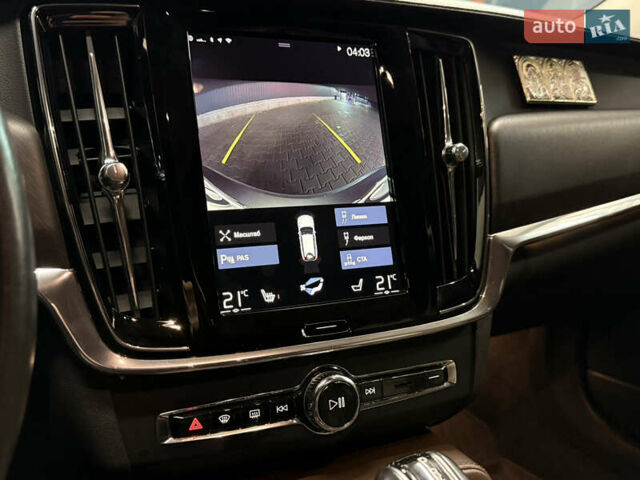 Серый Вольво В90, объемом двигателя 1.97 л и пробегом 161 тыс. км за 34126 $, фото 23 на Automoto.ua