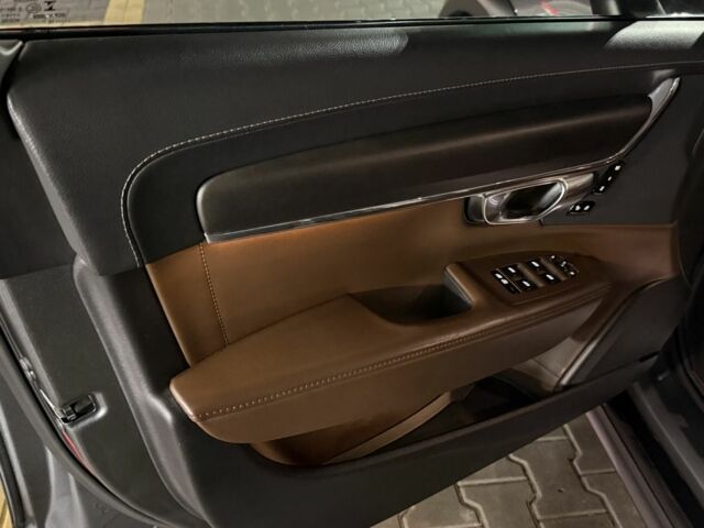 Серый Вольво В90, объемом двигателя 2 л и пробегом 161 тыс. км за 35000 $, фото 19 на Automoto.ua