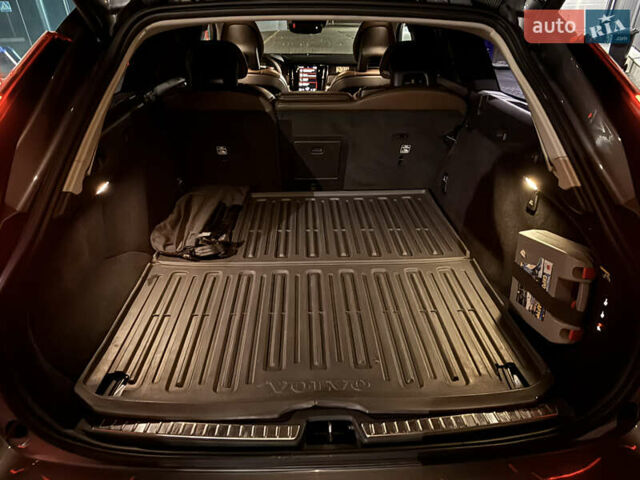 Серый Вольво В90, объемом двигателя 1.97 л и пробегом 161 тыс. км за 34126 $, фото 44 на Automoto.ua