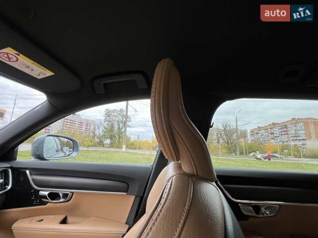 Серый Вольво В90, объемом двигателя 1.97 л и пробегом 107 тыс. км за 31000 $, фото 46 на Automoto.ua