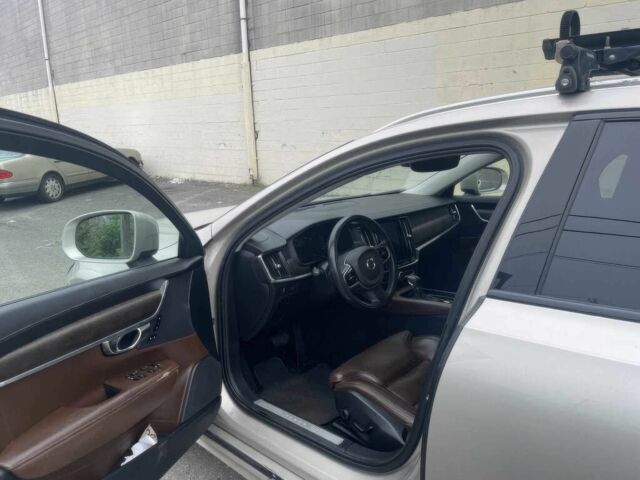 Сірий Вольво В90, об'ємом двигуна 2 л та пробігом 66 тис. км за 10000 $, фото 4 на Automoto.ua