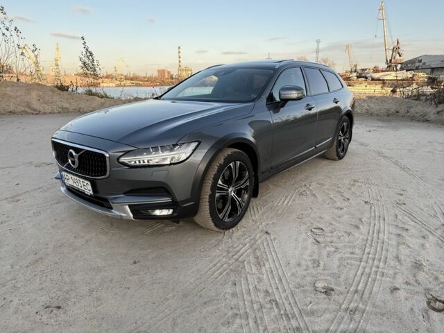 Серый Вольво В90, объемом двигателя 2 л и пробегом 161 тыс. км за 35000 $, фото 11 на Automoto.ua