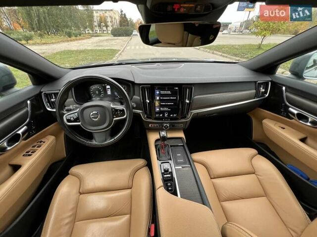 Серый Вольво В90, объемом двигателя 1.97 л и пробегом 107 тыс. км за 31000 $, фото 34 на Automoto.ua