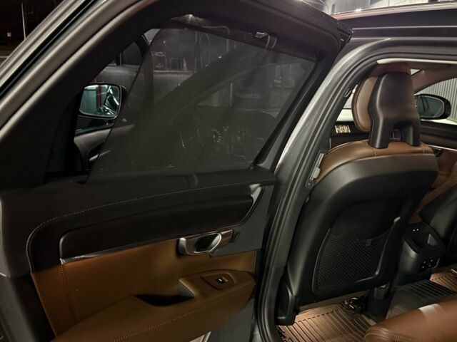 Серый Вольво В90, объемом двигателя 2 л и пробегом 161 тыс. км за 35000 $, фото 18 на Automoto.ua