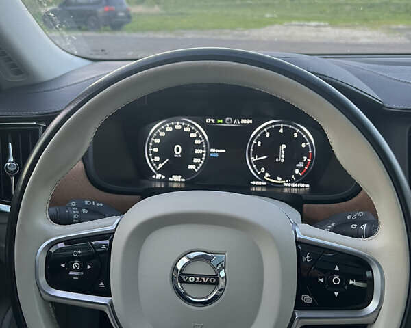 Сірий Вольво В90, об'ємом двигуна 1.97 л та пробігом 100 тис. км за 27000 $, фото 7 на Automoto.ua