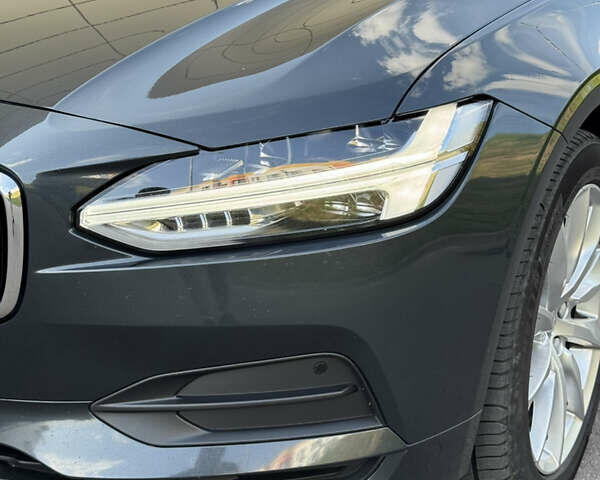 Сірий Вольво В90, об'ємом двигуна 2 л та пробігом 238 тис. км за 23500 $, фото 9 на Automoto.ua