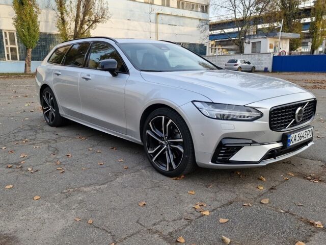 Серый Вольво В90, объемом двигателя 2 л и пробегом 68 тыс. км за 63231 $, фото 2 на Automoto.ua