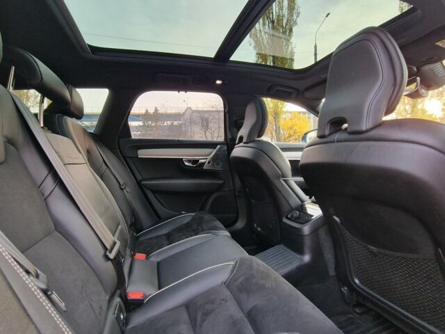 Серый Вольво В90, объемом двигателя 2 л и пробегом 68 тыс. км за 63231 $, фото 16 на Automoto.ua