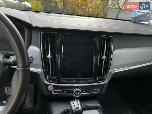 Синий Вольво В90, объемом двигателя 1.97 л и пробегом 106 тыс. км за 31700 $, фото 16 на Automoto.ua