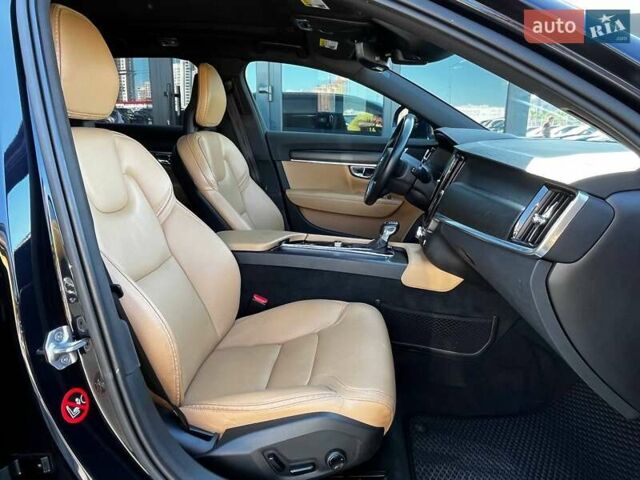 Синій Вольво В90, об'ємом двигуна 1.97 л та пробігом 144 тис. км за 26990 $, фото 15 на Automoto.ua