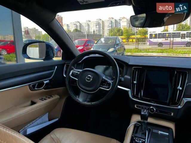 Синій Вольво В90, об'ємом двигуна 1.97 л та пробігом 140 тис. км за 27990 $, фото 40 на Automoto.ua