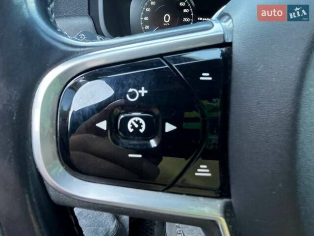 Синій Вольво В90, об'ємом двигуна 1.97 л та пробігом 144 тис. км за 26990 $, фото 17 на Automoto.ua