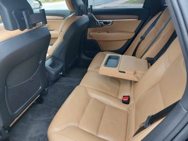 Синий Вольво В90, объемом двигателя 2 л и пробегом 95 тыс. км за 7300 $, фото 10 на Automoto.ua