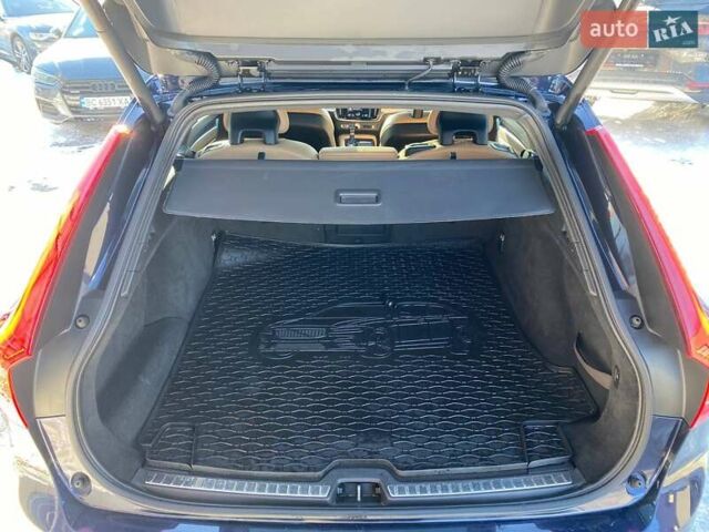 Синий Вольво В90, объемом двигателя 1.97 л и пробегом 204 тыс. км за 19900 $, фото 23 на Automoto.ua