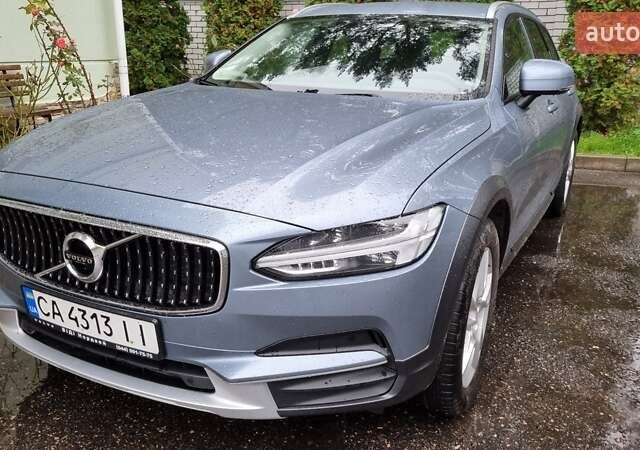 Синій Вольво В90, об'ємом двигуна 1.97 л та пробігом 124 тис. км за 31000 $, фото 3 на Automoto.ua