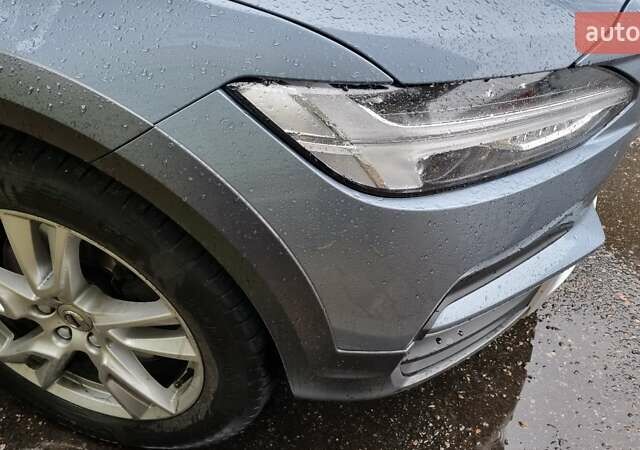 Синій Вольво В90, об'ємом двигуна 1.97 л та пробігом 124 тис. км за 31000 $, фото 11 на Automoto.ua