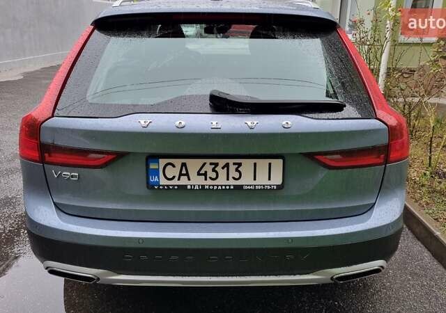 Синій Вольво В90, об'ємом двигуна 1.97 л та пробігом 124 тис. км за 31000 $, фото 39 на Automoto.ua