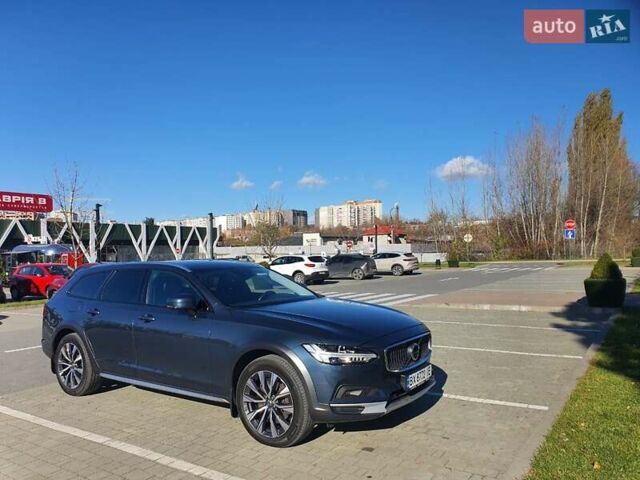 Синій Вольво В90, об'ємом двигуна 1.97 л та пробігом 52 тис. км за 43500 $, фото 1 на Automoto.ua