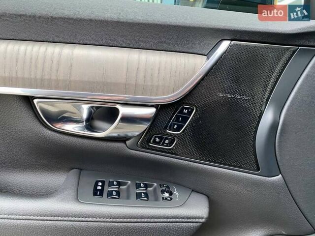 Синий Вольво В90, объемом двигателя 1.97 л и пробегом 57 тыс. км за 44500 $, фото 14 на Automoto.ua