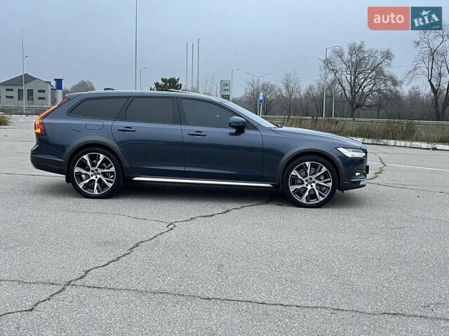 Синий Вольво В90, объемом двигателя 1.97 л и пробегом 35 тыс. км за 46900 $, фото 12 на Automoto.ua