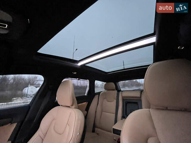 Синий Вольво В90, объемом двигателя 1.97 л и пробегом 35 тыс. км за 46900 $, фото 35 на Automoto.ua