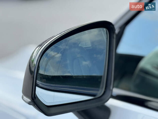 Белый Вольво XC40, объемом двигателя 1.97 л и пробегом 188 тыс. км за 26500 $, фото 23 на Automoto.ua