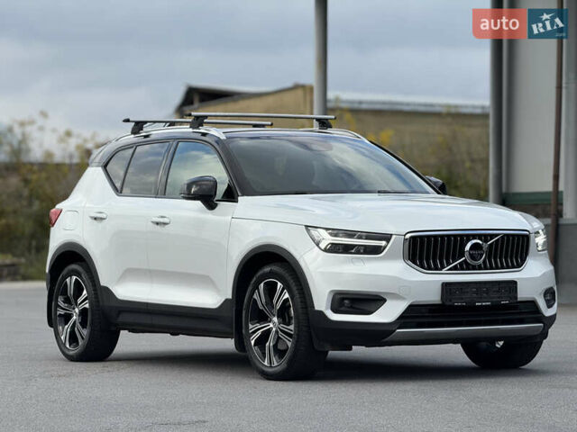 Вольво XC40 2018 в Виннице на Automoto.ua Белый Вольво XC40, объемом двигателя 1.97 л и пробегом 188 тыс. км за 26900 $, фото 3 на Automoto.ua