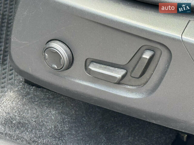 Белый Вольво XC40, объемом двигателя 1.97 л и пробегом 188 тыс. км за 26500 $, фото 30 на Automoto.ua