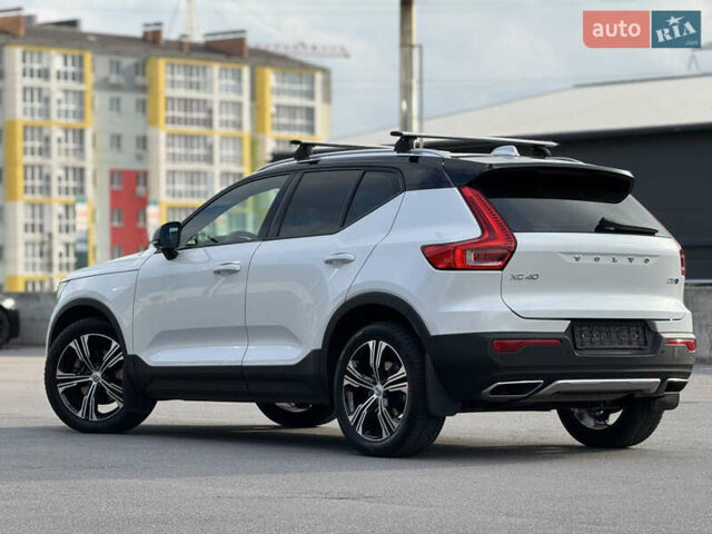 Белый Вольво XC40, объемом двигателя 1.97 л и пробегом 188 тыс. км за 26500 $, фото 7 на Automoto.ua