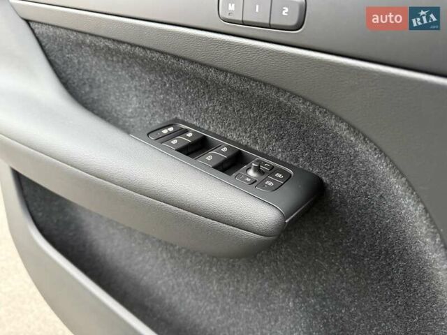 Білий Вольво XC40, об'ємом двигуна 1.97 л та пробігом 78 тис. км за 25800 $, фото 29 на Automoto.ua