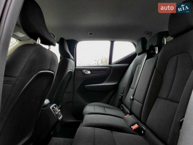 Белый Вольво XC40, объемом двигателя 1.97 л и пробегом 130 тыс. км за 24999 $, фото 14 на Automoto.ua