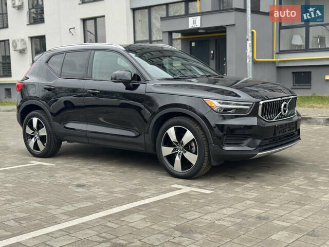 Белый Вольво XC40, объемом двигателя 1.97 л и пробегом 73 тыс. км за 21500 $, фото 6 на Automoto.ua