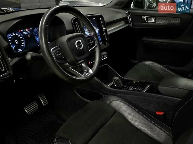 Белый Вольво XC40, объемом двигателя 1.97 л и пробегом 70 тыс. км за 20999 $, фото 11 на Automoto.ua