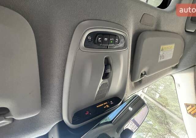 Белый Вольво XC40, объемом двигателя 1.97 л и пробегом 63 тыс. км за 29100 $, фото 15 на Automoto.ua