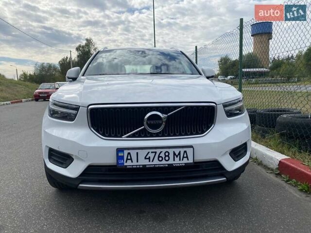 Белый Вольво XC40, объемом двигателя 1.48 л и пробегом 83 тыс. км за 30000 $, фото 1 на Automoto.ua