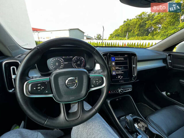 Білий Вольво XC40, об'ємом двигуна 2 л та пробігом 140 тис. км за 19700 $, фото 11 на Automoto.ua